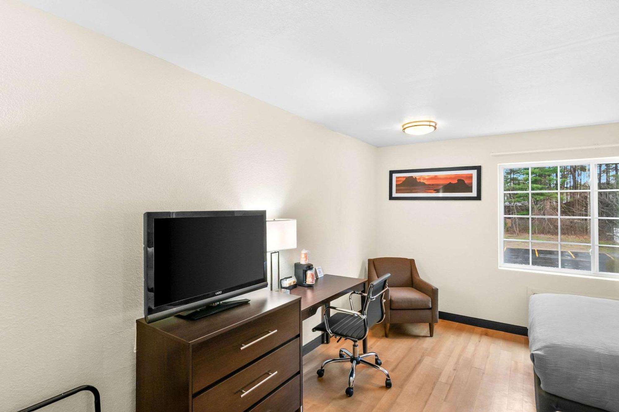 Quality Inn Queensbury Ngoại thất bức ảnh