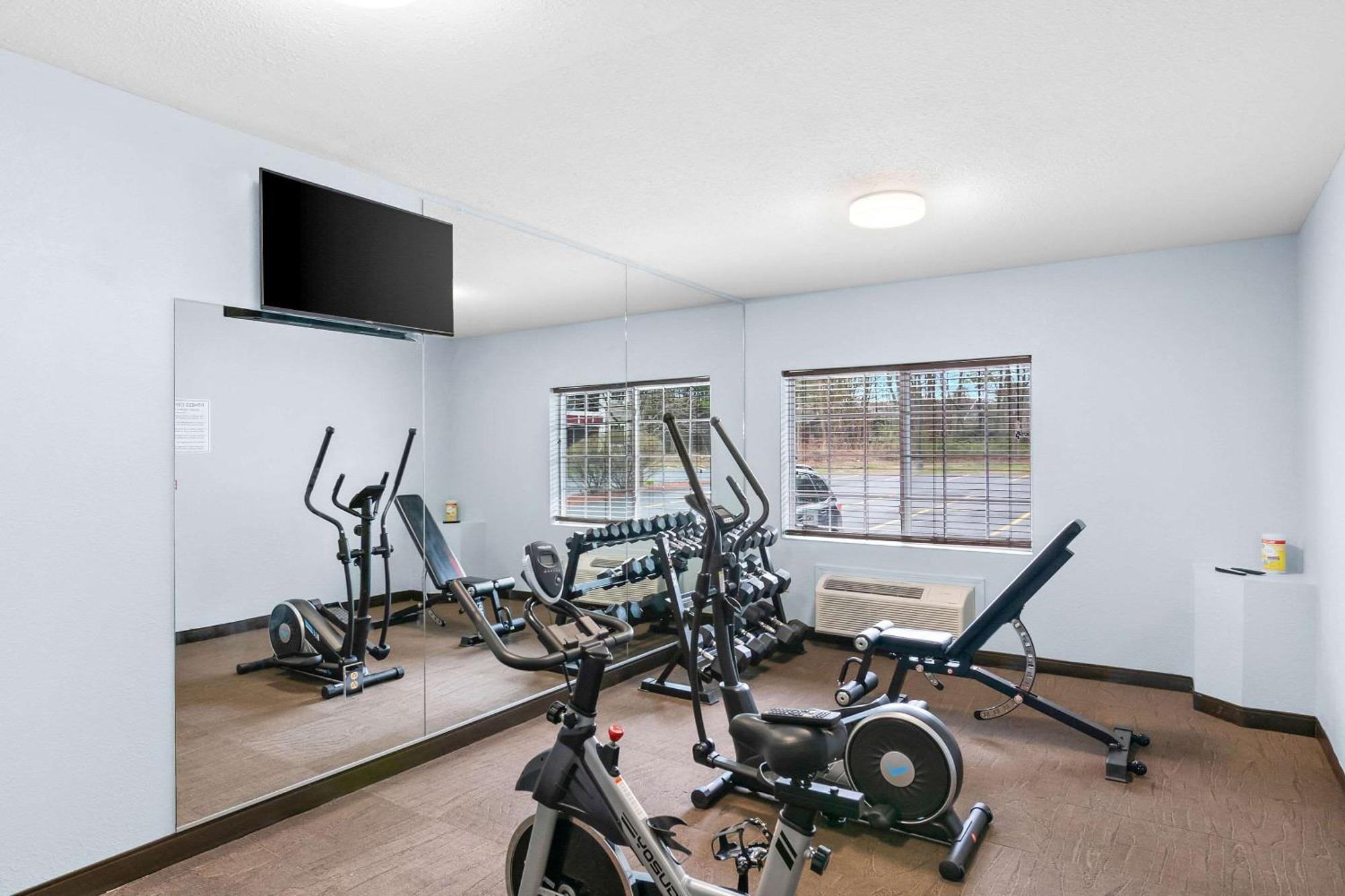 Quality Inn Queensbury Ngoại thất bức ảnh